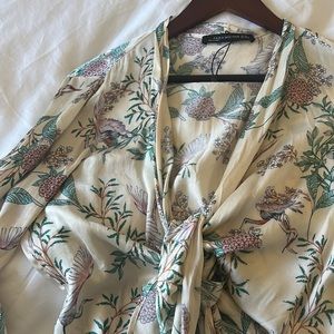 Zara really cute printed front tie top